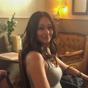 Meet your Posher, Ayme